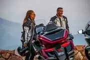 GL1800 Gold Wing Tour (photo 36)